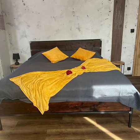 Apartmany V Podzamci V Blizkosti Zamku Blatna Luaran gambar