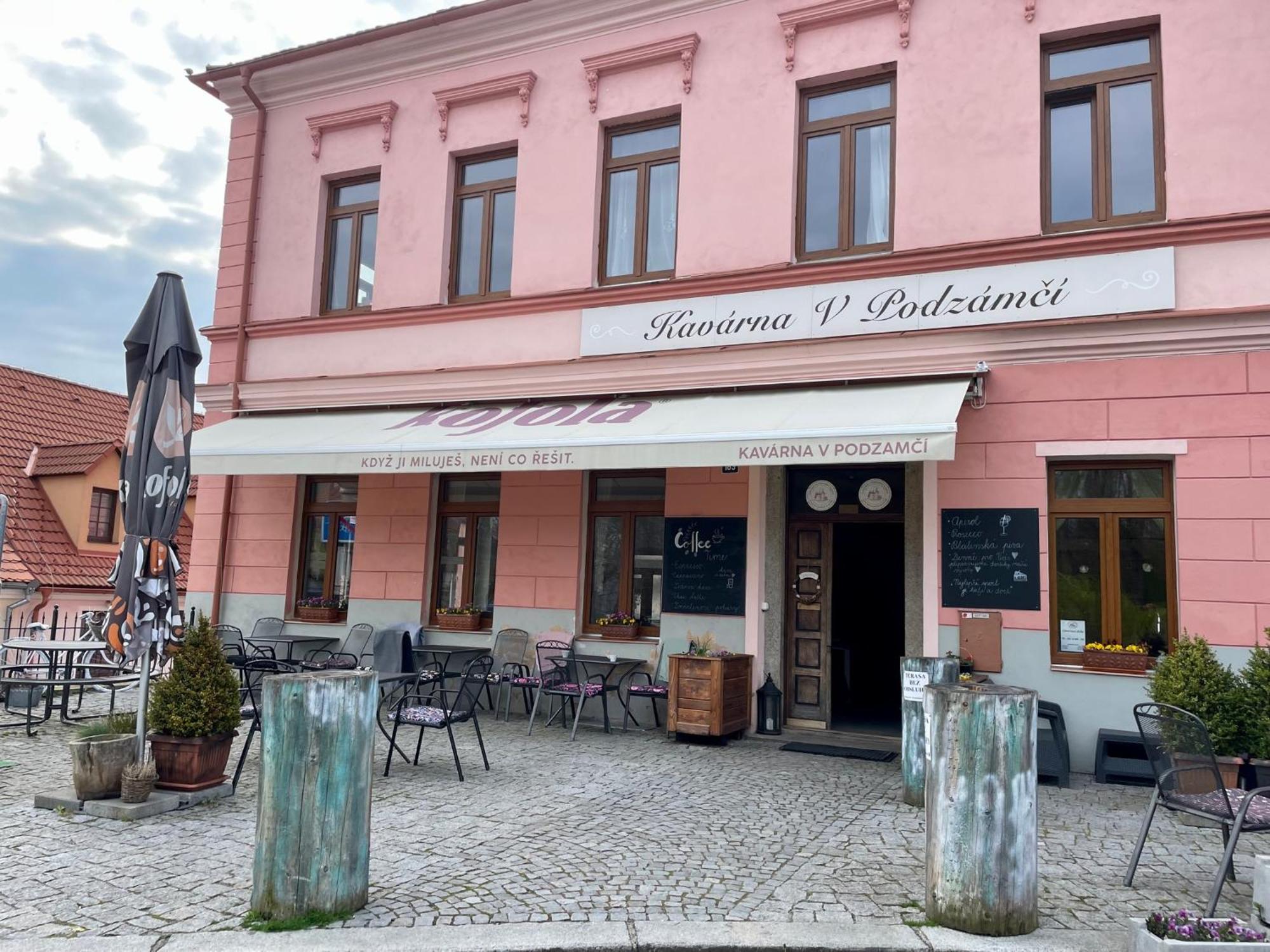 Apartmany V Podzamci V Blizkosti Zamku Blatna Luaran gambar