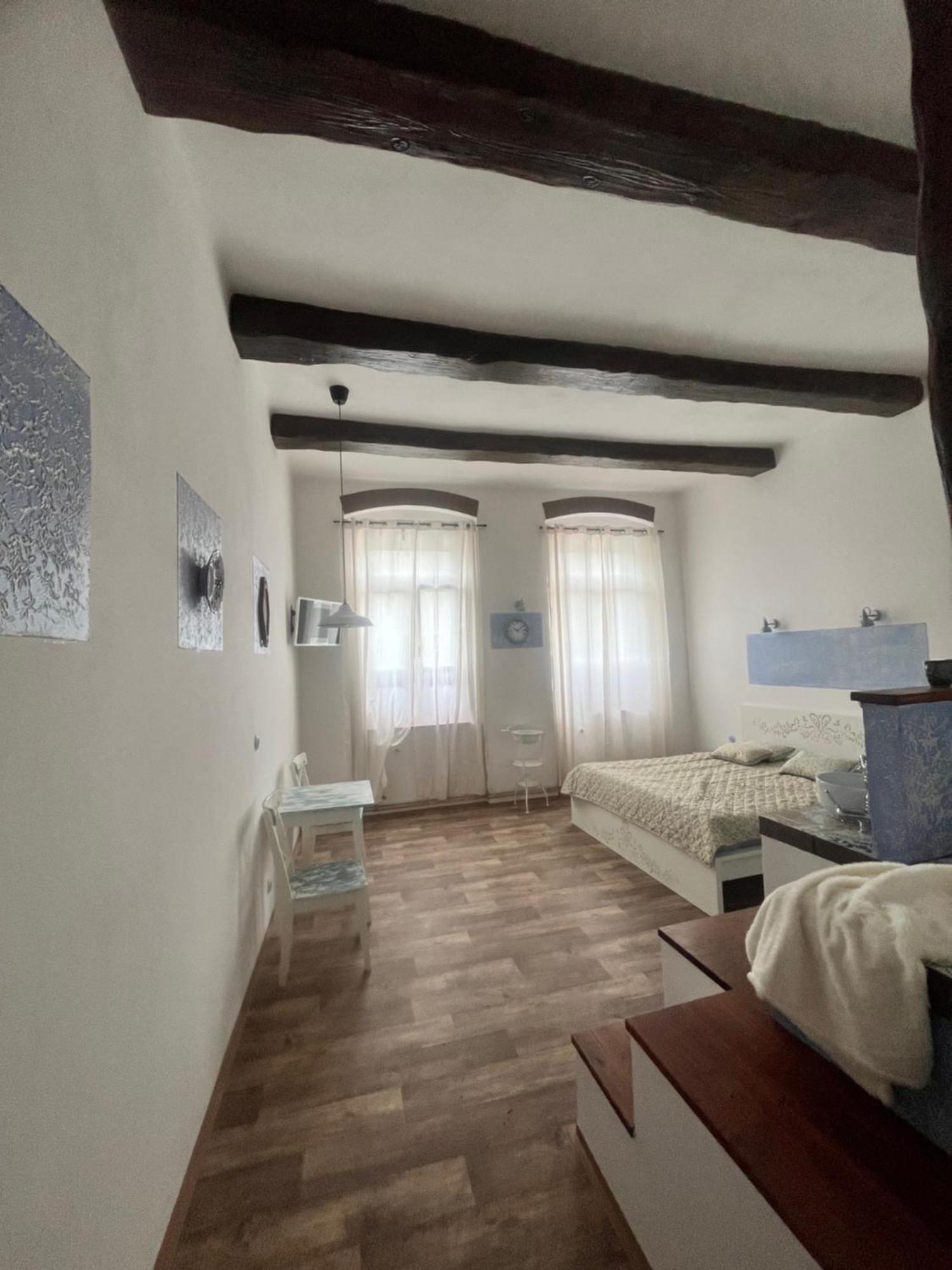 Apartmany V Podzamci V Blizkosti Zamku Blatna Luaran gambar